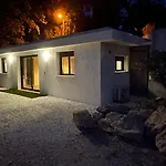 Six Fours Les Plages Logement Maison