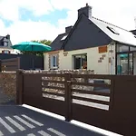 Gite Mer Et Plage, 150M From The Beach, Stereden Ar Mor