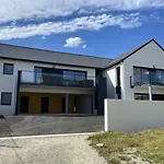 Appartement Avec Terrasse Et Parking Prive Logement C