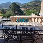 Sur Les Hauteurs De Collioure