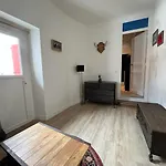 Studio Cosy Avec Mezzanine En Plein Coeur De Biarritz, A 2 Pas De La Plage - Fr-1-239-995