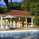 Villa With A Private Pool In Lacanau-Ocean