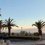 Un Pied A Ipanema, Residence Discrete Et Face A La Mer