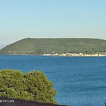 Studio Avec Vu Sur L Etang