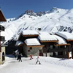 Apartment In Meribel-Mottaret At 1800M
