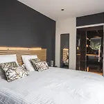 Villa Mariska Et Son Spa, Avec Balcon