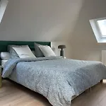 Au Troisieme