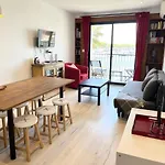 Charmant P2 Cabine, Vue Exceptionnelle Sur Le Port
