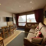 Alpe D'Huez Houses - Chalet Des Roches - Duplex, Sur Les Pistes De 3 Chambres !