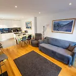 Grand Paradis B01 - Modern With Great Location