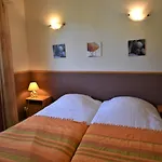 Vaujanylocations - Roches Grandes 47