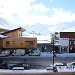 Studio Cabine Renove Avec Balcon - Face Pistes, Commerces & Ecoles De Ski - Fr-1-502-384