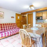 Charmant 3 Pieces Centre La Clusaz, 300M Des Pistes, Balcon Sud, 6 Pers, Parking Et Ski A Proximite - Fr-1-437-84