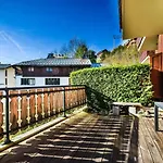 Studio Calme Avec Cabine, Terrasse Et Parking - Centre Des Gets A 2 Pas, 4 Pers. - Fr-1-685-56
