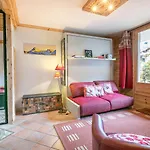 Appartement Confortable Et Bien Equipe A Val-D'Isere Avec Parking Et Terrasse - Fr-1-694-301