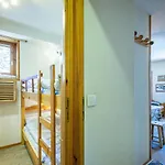 Charmant Appartement Avec Wifi Et Parking, Au Pied Des Pistes Et Au Coeur Du Village - Fr-1-694-275