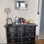 Chambre Et Salle De D'Eau Avec Acces Prive Au Calme Proche De La Rochelle