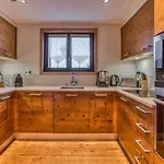 Appartement 112M² Courchevel 1850, Centre, Proche Pistes, 3 Chambres, Balneo, Hammam, Wifi - Fr-1-631-165