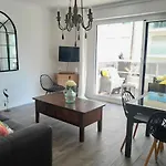 Appartement De Standing 60M De La Plage