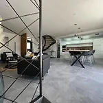 Villa, Au Coeur De Morgat