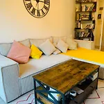 Appartement Entier Vue Degagee Avec Parking