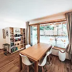 Le Peyra, Apt 4 Personnes Avec Terrasse Et Jardin