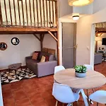 Cosy Apartments - Marseille Opera Vieux-Port - Luminous City Center Apartment