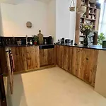 3 Bedroom Duplex With Garden