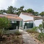 Holiday Home Les Maisons De L'Ocean-2 By Interhome