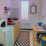 A Deux Pas De La Plage
