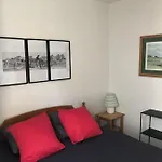 Flat In A Unique Location 30 M From The Beach With Terrace And Garden