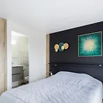 Chalet Neuf Pour 8 Dans Une Residence Avec Piscine