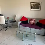 Agreable Appartement A 200 M De La Plage - Nael