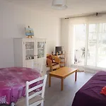 Appartement Rdc Avec Terrasse, Jardin Et Acces Plage - Capacite 4 Pers, Animaux Et Fumeurs Non Admis - Fr-1-674-4