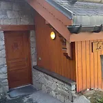 Appartement Chaleureux Avec Balcon Proche Meribel Centre, 6 Pers, 3 Pieces - Fr-1-411-225