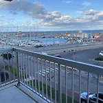 Deux Piece Vue Mer Et Port 4Pp2B32