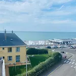 Chez Zivou Au Pied De La Plage