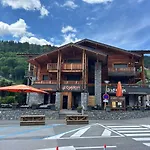 Appartement Neuf Aux Gets, A 50M Des Pistes, Avec Balcon Et Parking - Fr-1-623-242