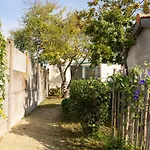 Bois Flottes - Maisonnette 700M Mer