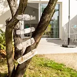 Bois Flottes - Maisonnette 700M Mer
