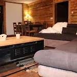 Alpina Lodge Chalet By Valdiski