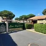 Maison Au Calme De La Pinede, Piscine, Plage Et Farniente
