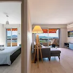 Le Cadet - Vue Panoramique Ville Et Baie De Sanary Sur Mer, Parking & Terrasse - 2 A 4 Pers
