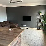 Appartement Spacieux Bien Situe