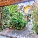 La Maison Des Huitres