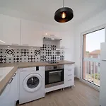 Appartement Neuf Tout Equipe Avec Garage Privatif
