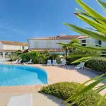 Appartement Dans Residence Avec Piscine