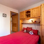 Apartment Les Grandes Balmes I Et II - Le Lac-11 By Interhome