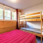 Apartment Les Grandes Balmes I Et II - Le Lac-11 By Interhome