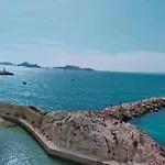 Corniche Kennedy, Bord De Mer, Balcon, Calme, Vue Jardin